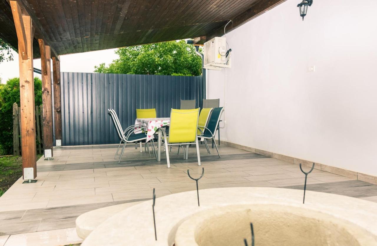 Olivia Apartman Apartamento Sárospatak Exterior foto
